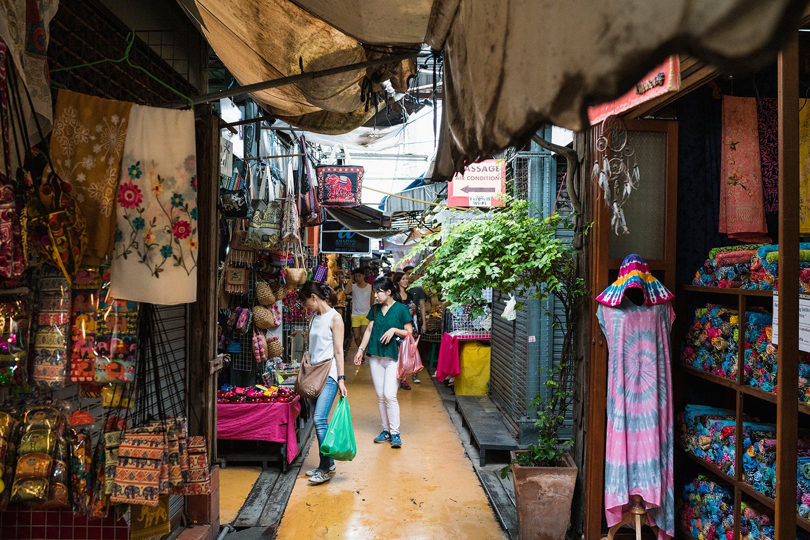 Bargain Shopping In Bangkok: Where To Go - KKday Blog