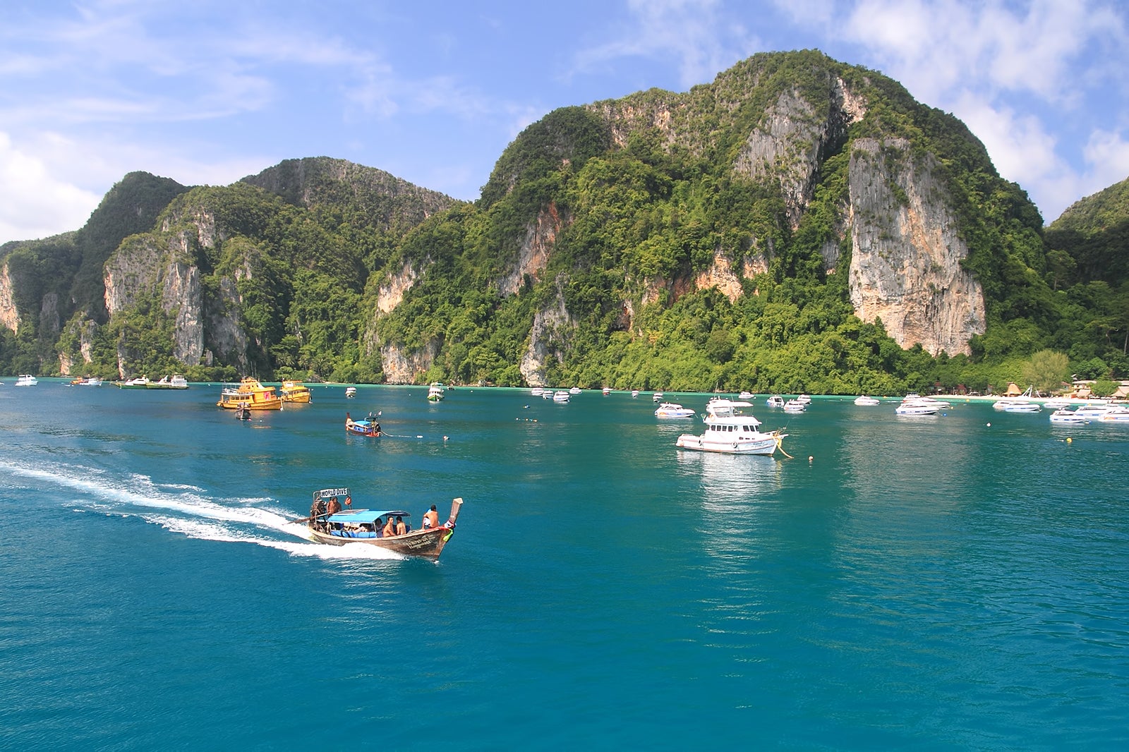 Captain Bob's Booze Cruise - Party Boat Tour around Phi Phi