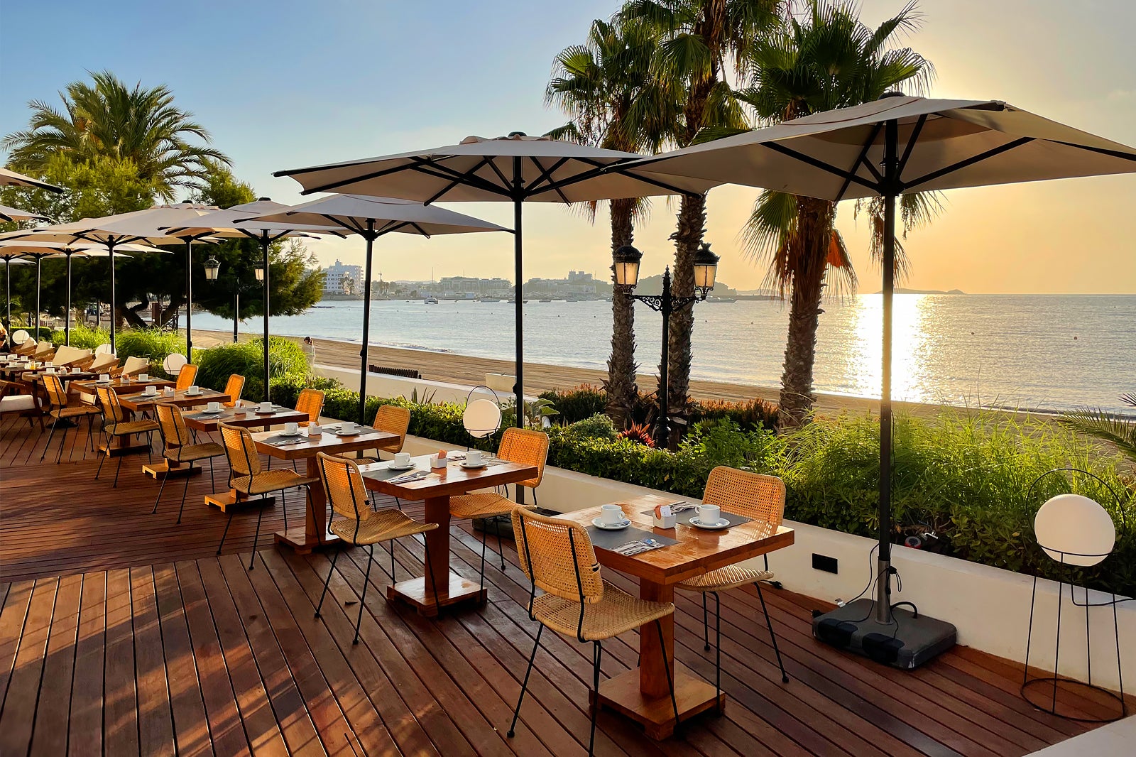 Contemporary Japanese restaurant in Ibiza with great views of