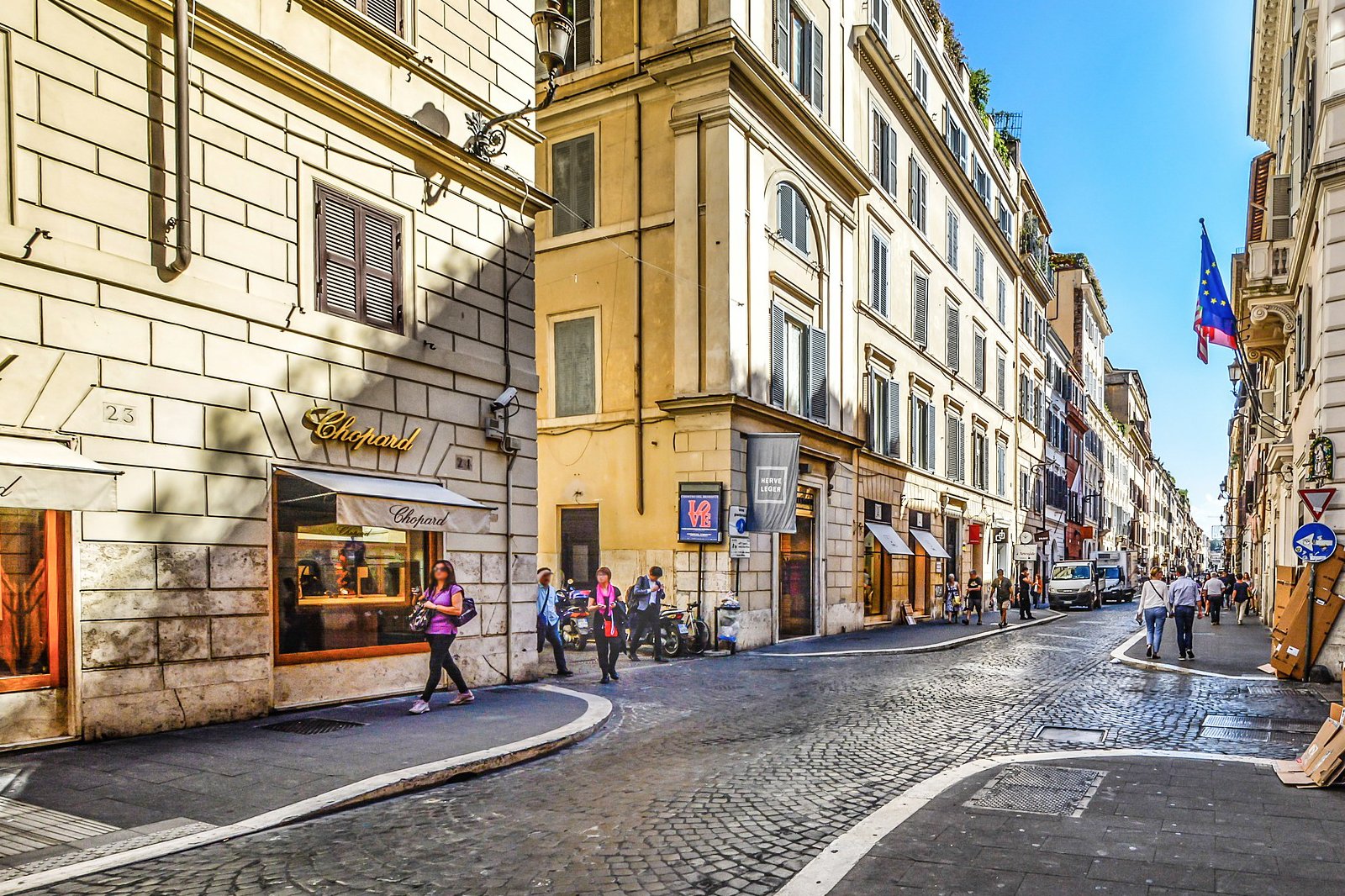 Louis Vuitton 'Roma Etoile' Boutique is one of the best places to shop in  Rome