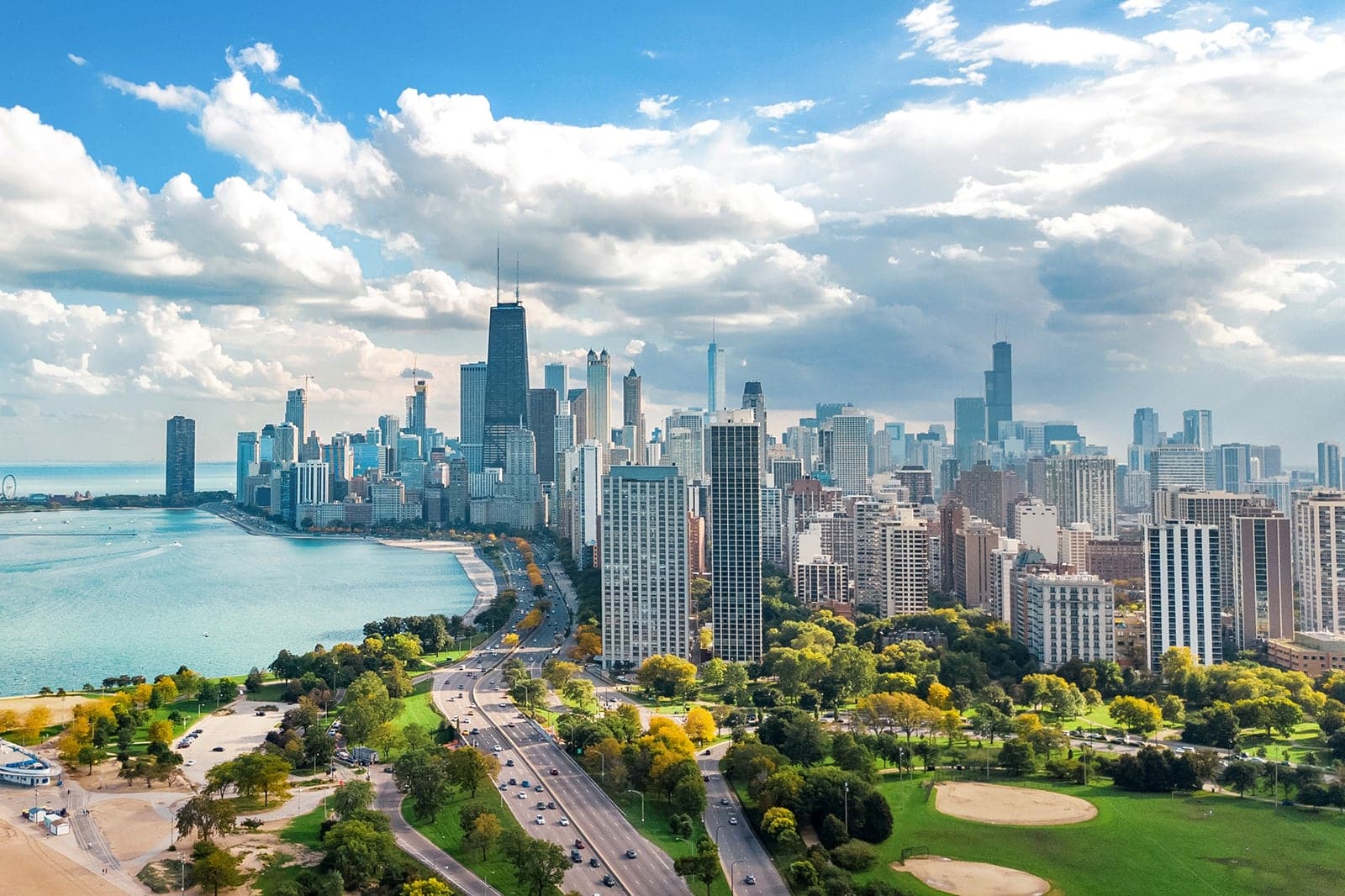 Chicago Lakefront Trail A 19 Mile Route Overlooking Lake Michigan chicago-lakefront-trail-a-19-mile-route-overlooking-lake-michigan