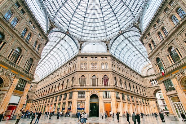 10 Best Beach Clubs in Naples - Where to Go in Naples at Night? – Go Guides