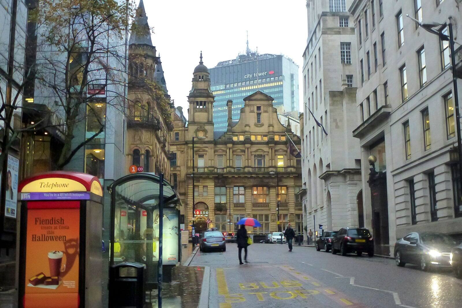 King Street In Manchester Embark On A High End Shopping Trip Go Guides king-street-in-manchester-embark-on-a-high-end-shopping-trip-go-guides