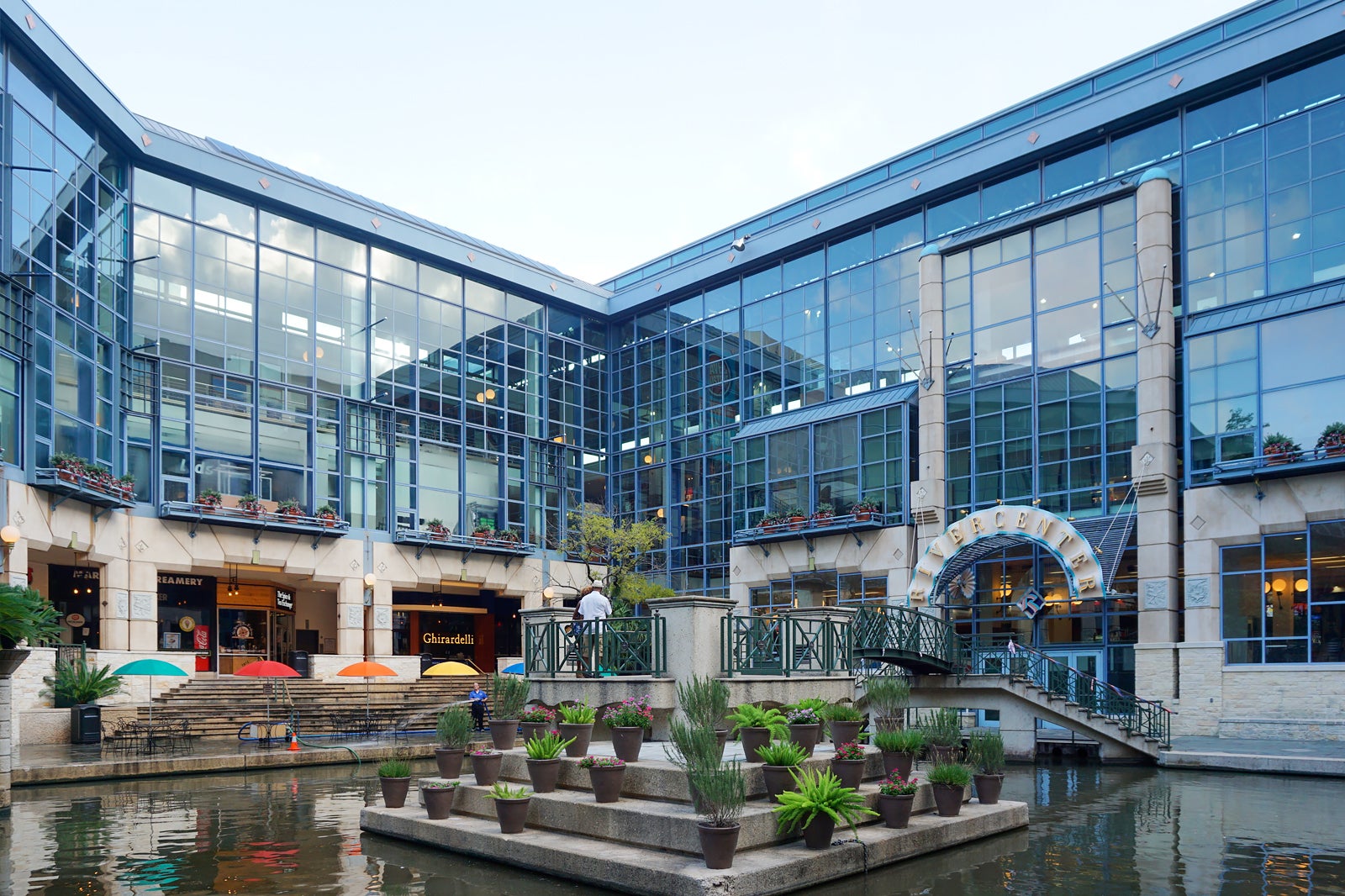 Shopping Mall in San Antonio, TX