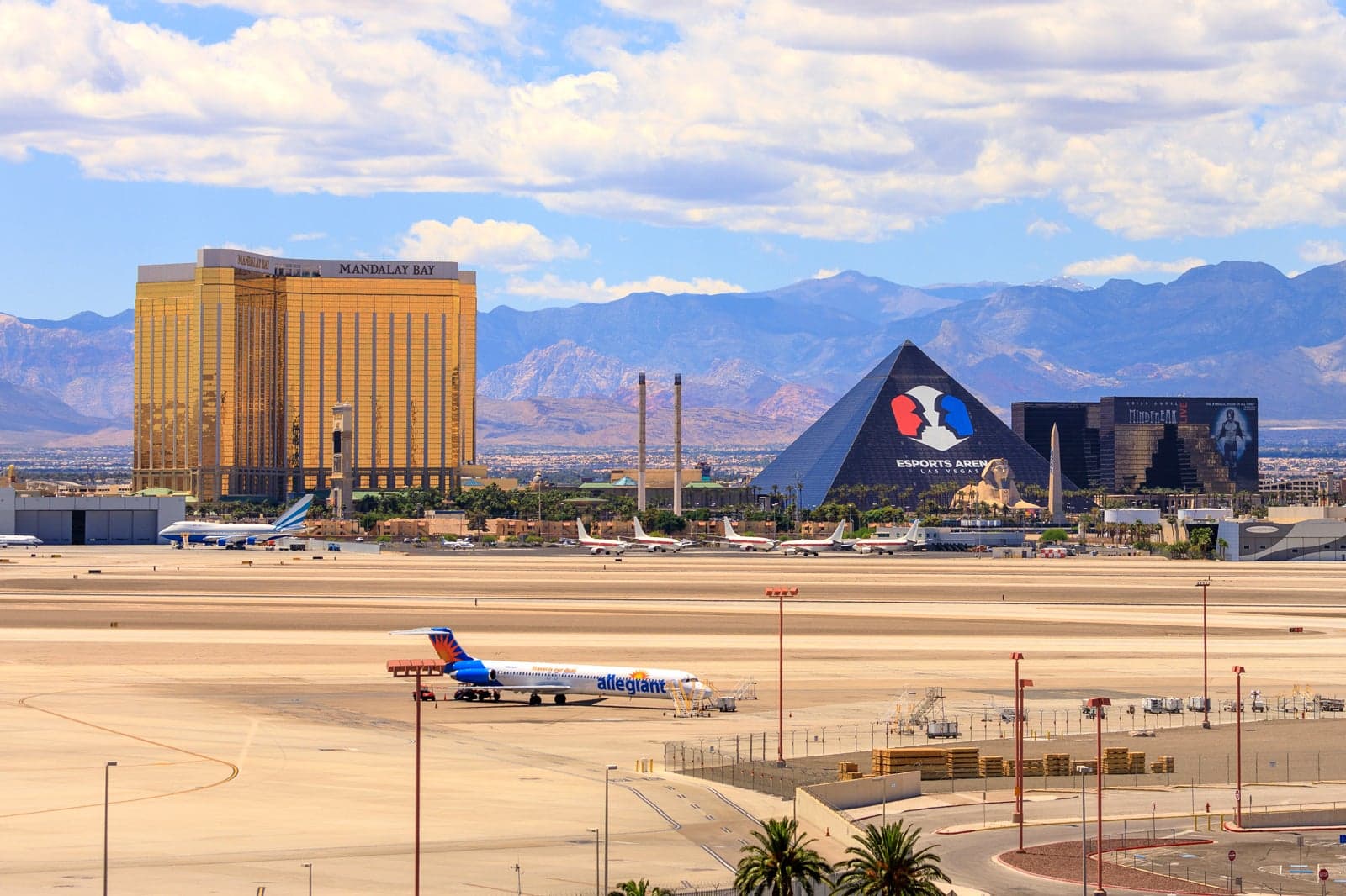 McCarran International Airport in Las Vegas - The Largest Airport in ...