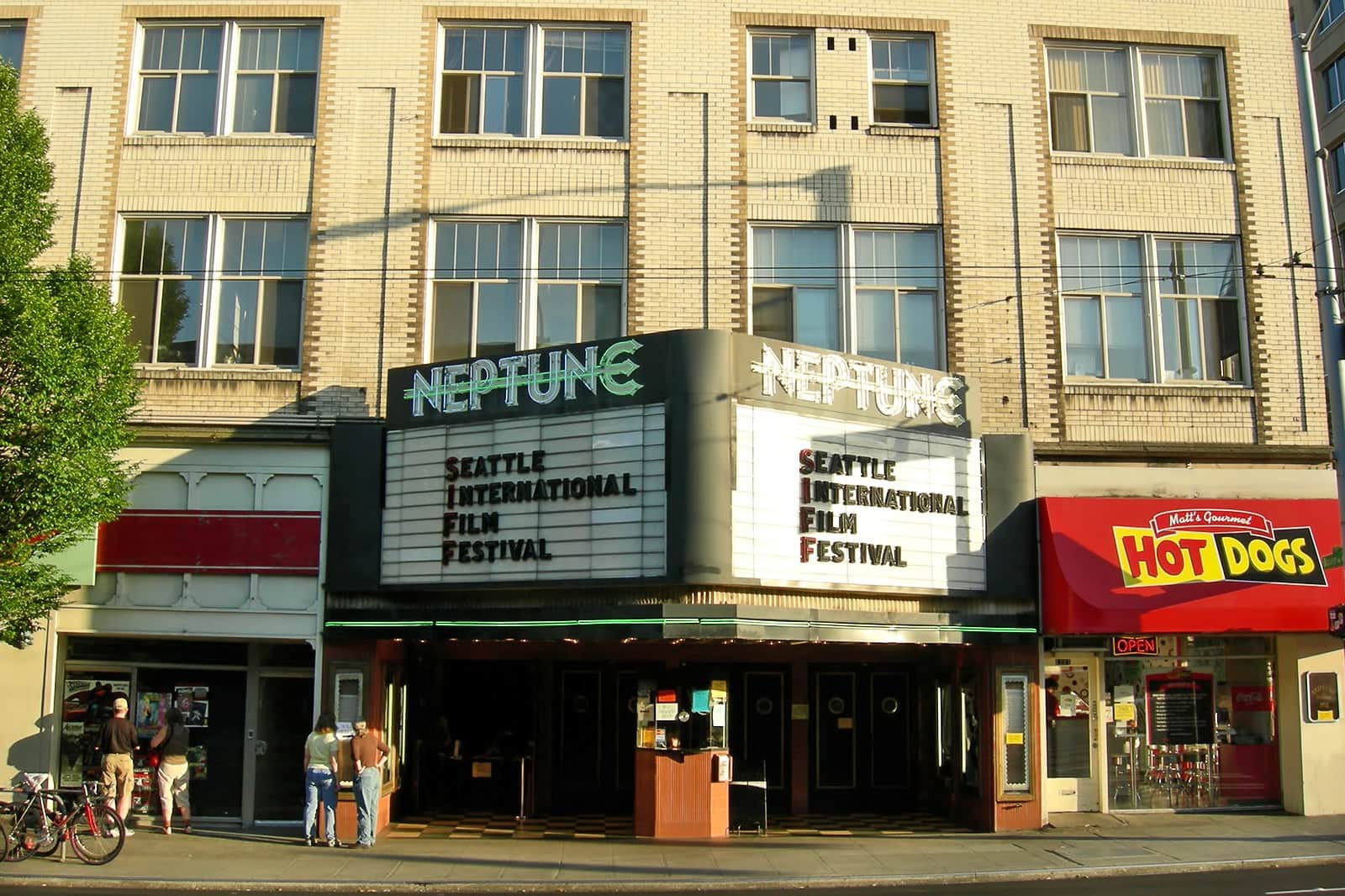 10 Best Places to See Live Music in Seattle - Where to See a Concert in ...