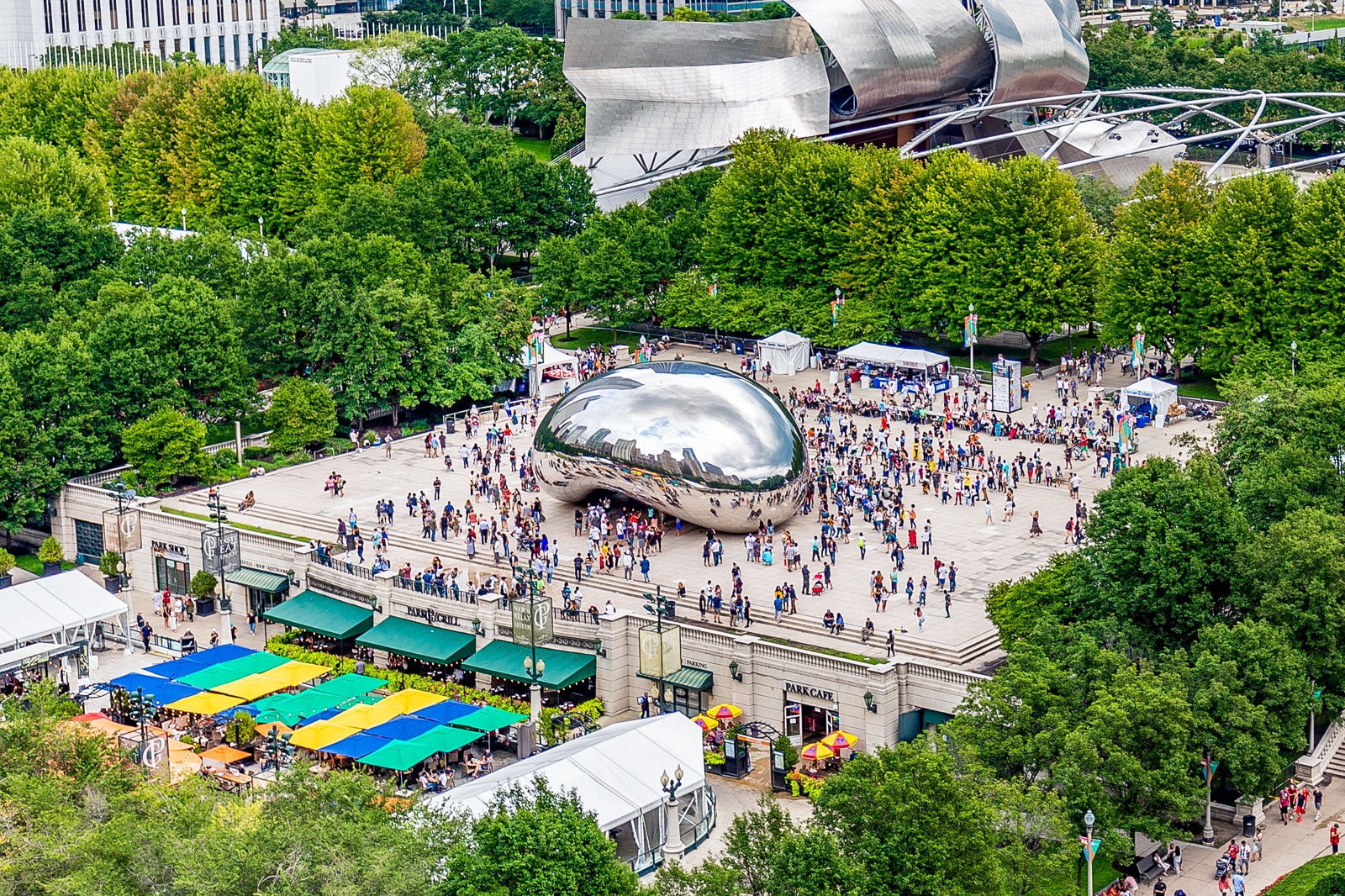 TILT Thrill Ride - Chicago's Tilting Glass Ledge