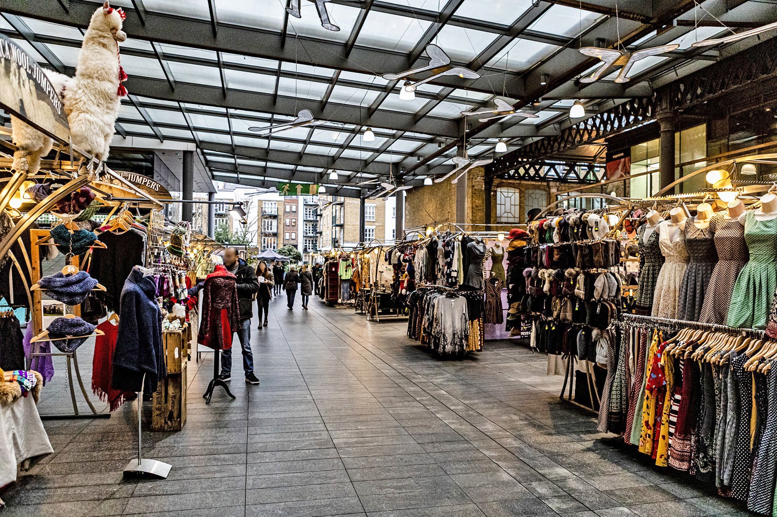 best time to visit spitalfields market