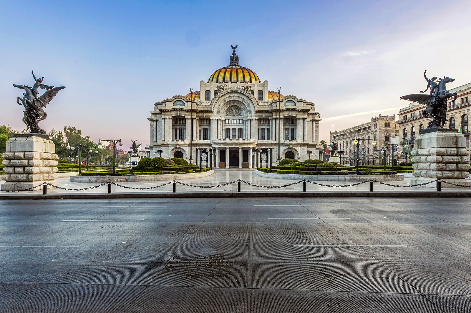 Palacio De Bellas Artes