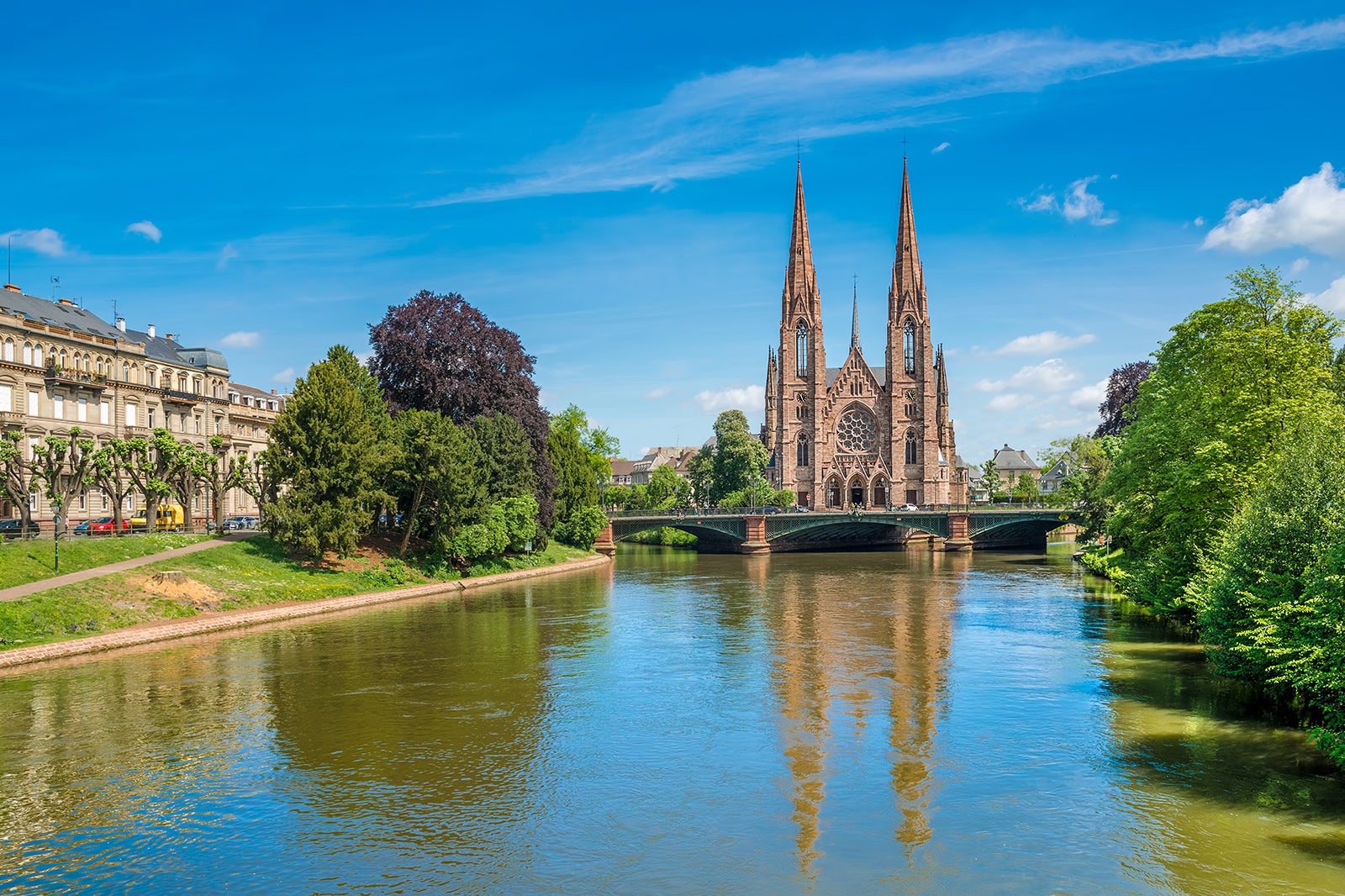 Strasbourg Christmas Market 2025 Hours: A Comprehensive Guide to Planning Your Festive Visit