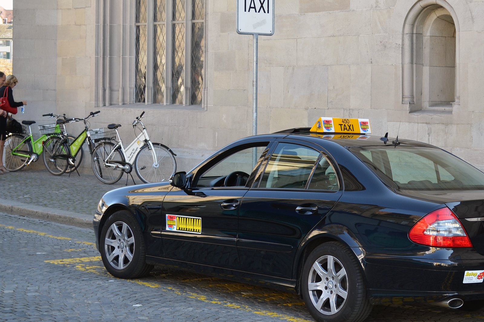 taxi fare from zhurich airport to eth campus