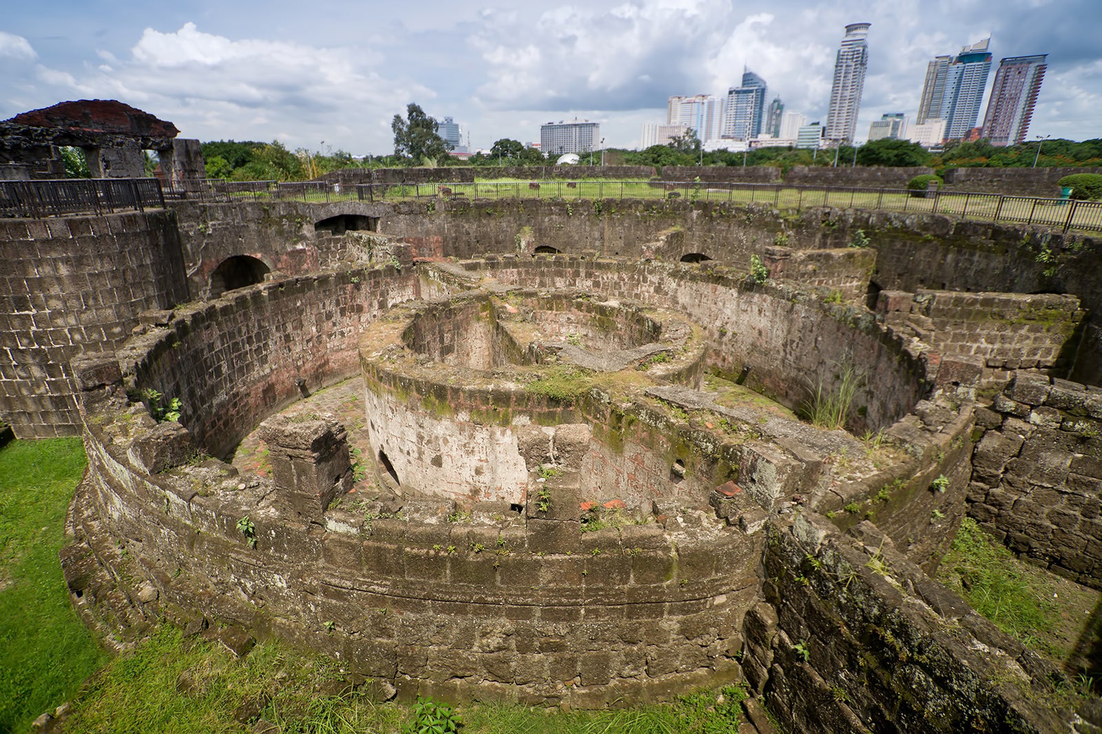 Fort Santiago In Manila Historic Manila Attraction