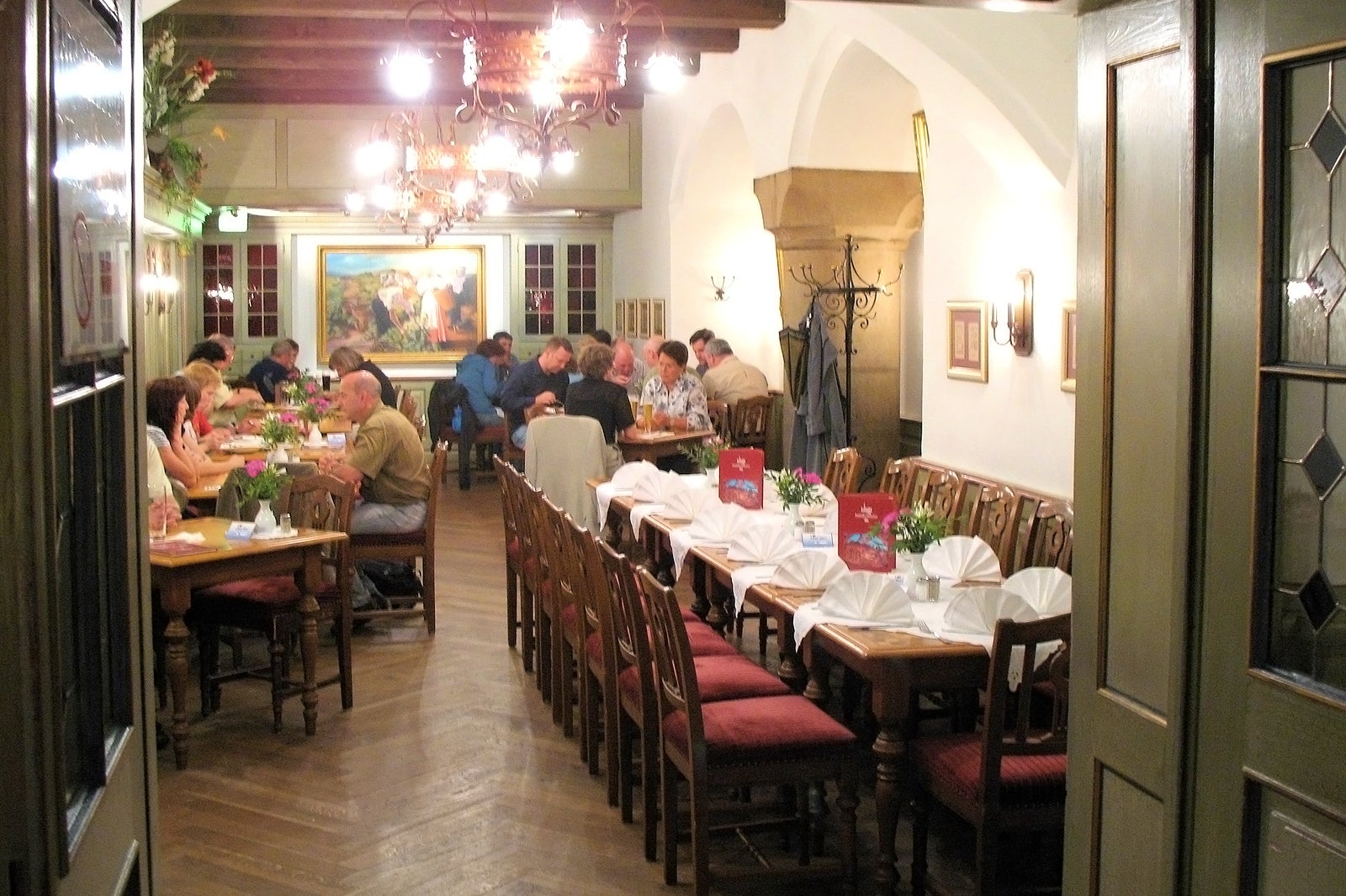 10 Best Local Restaurants in Munich - Where to Find Munich's Best Local ...