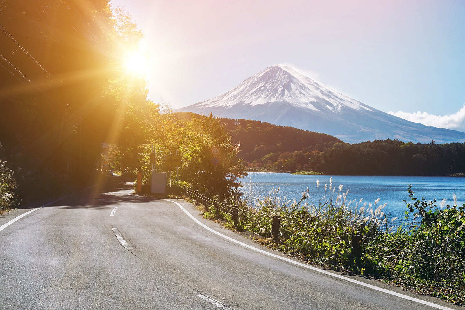 8 favorite scenic spots on road trip routes in Japan Drive along