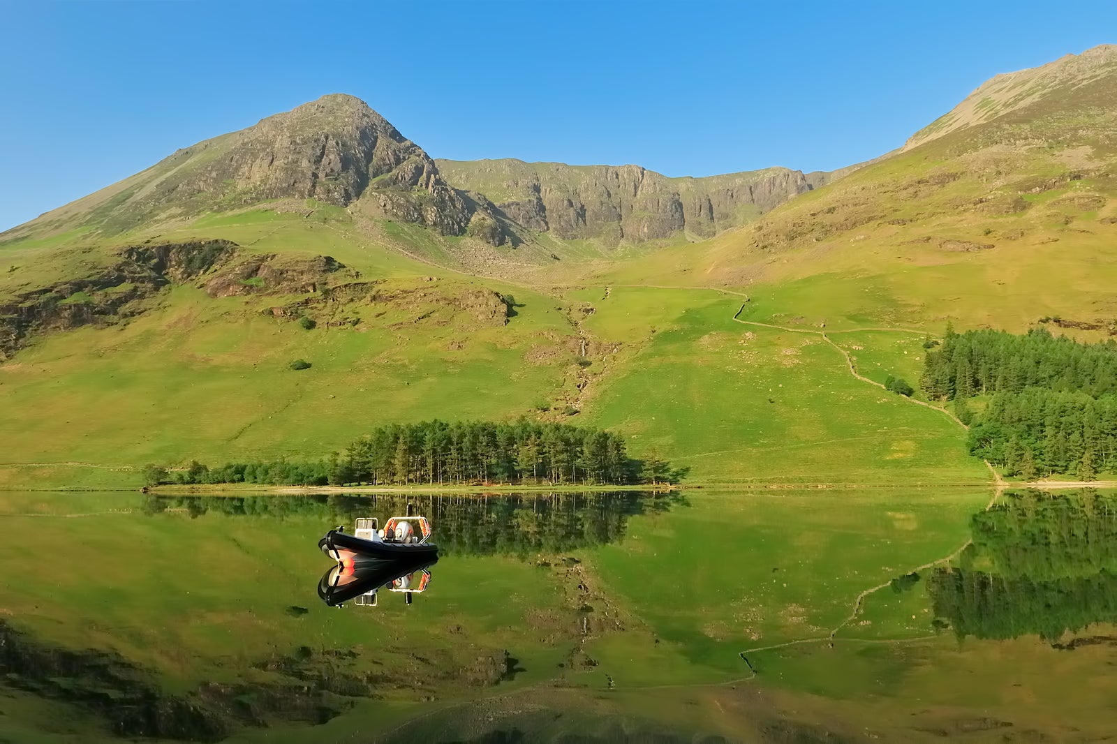 10 Best Hiking Trails In The Lake District - Take A Walk Around England ...