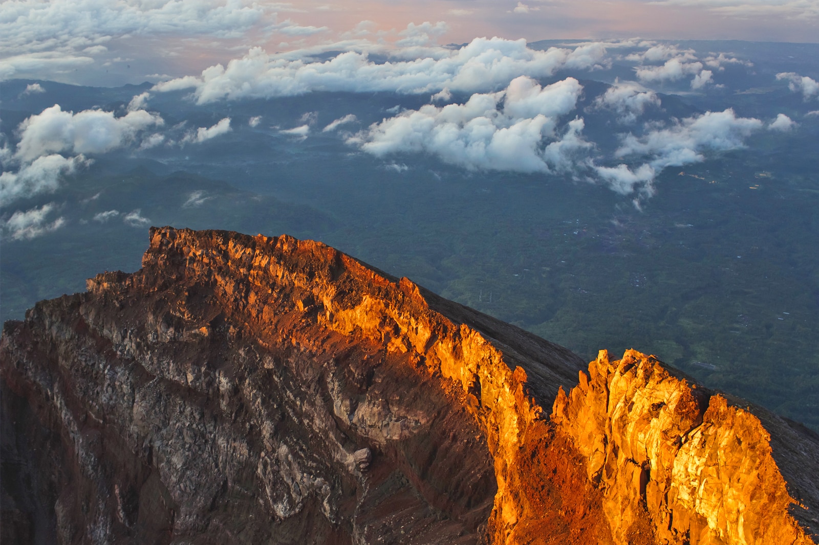 peak travel bali