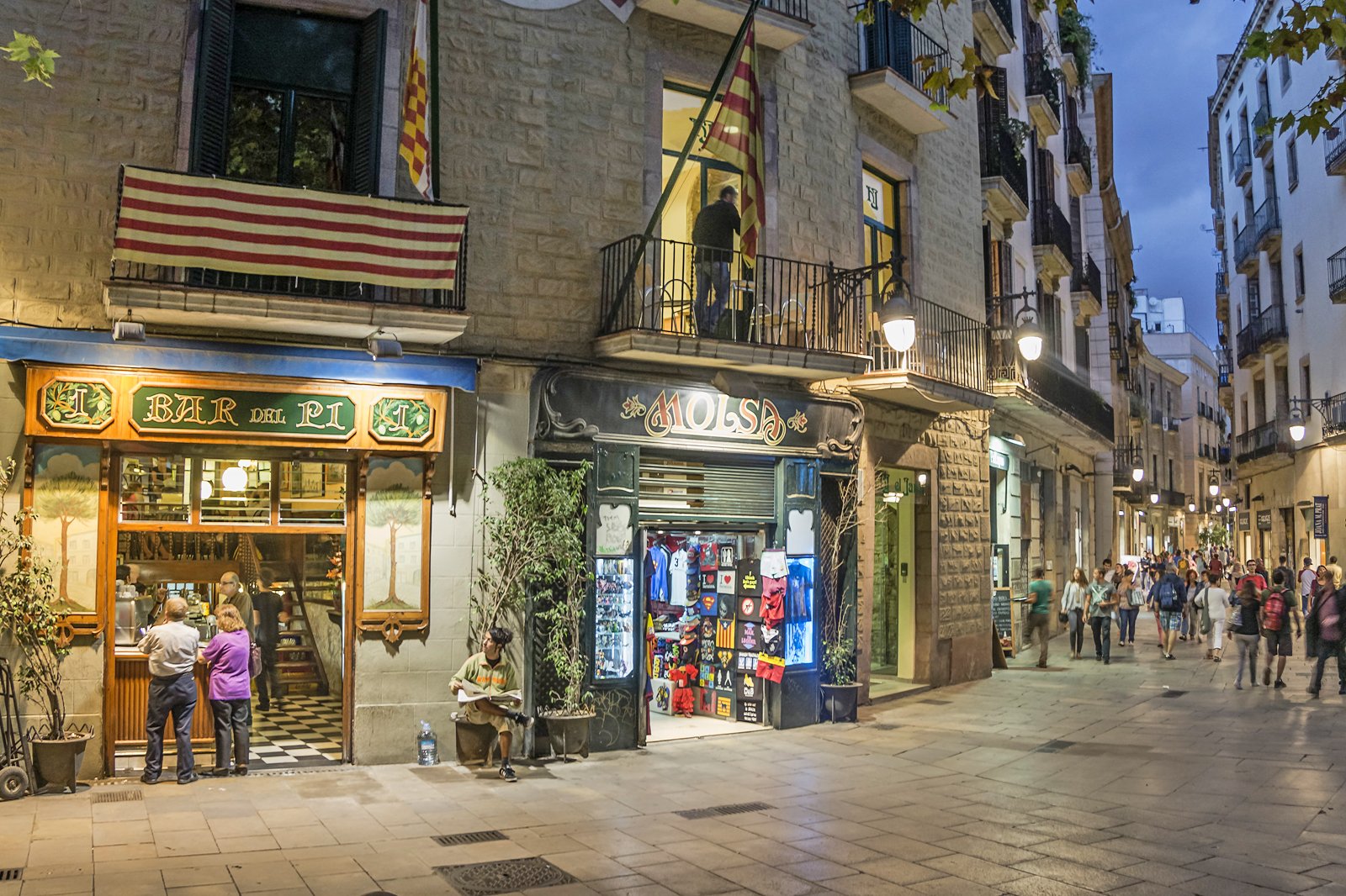 Essential Catalan Phrases to visit like a local