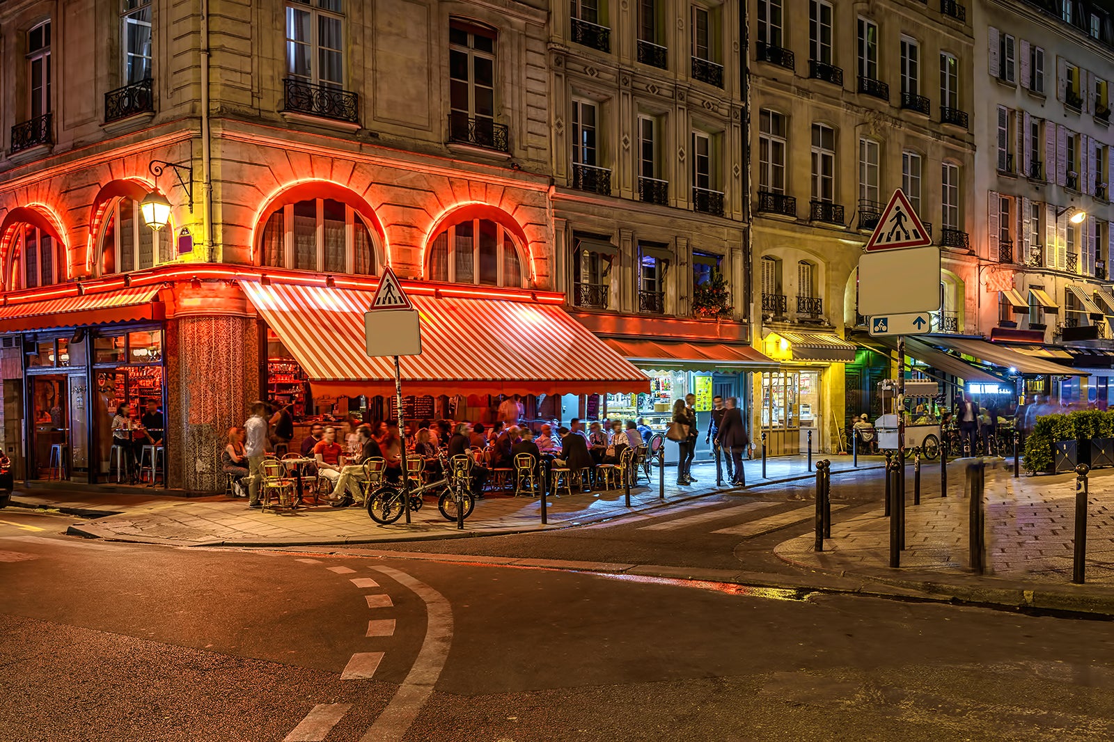 Best Things to Do in Paris at Night – A Quick Guide to Paris Nightlife