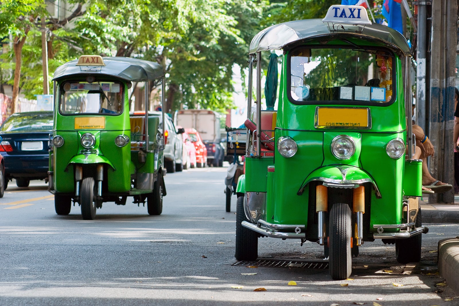 Tuk Tuks in Bangkok - 5 Tips to Ride a Tuk Tuk in Bangkok – Go Guides