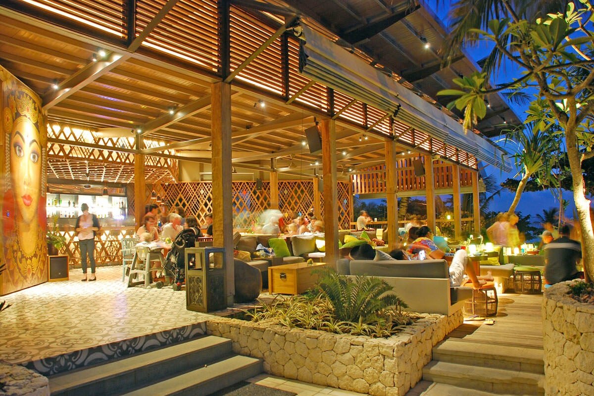 S.K.A.I Beach Club Bali - Fine Sunset Chill-Out Spot in Legian