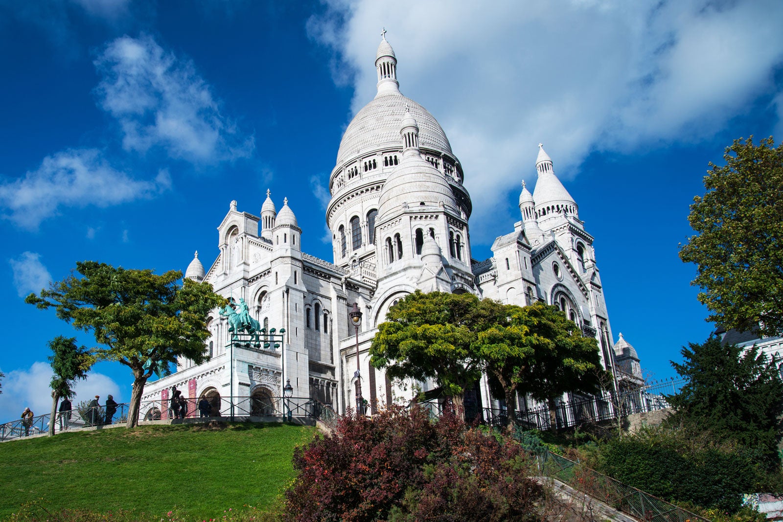 10 Best Things to Do in Montmartre What is Montmartre Most Famous For? Go Guides