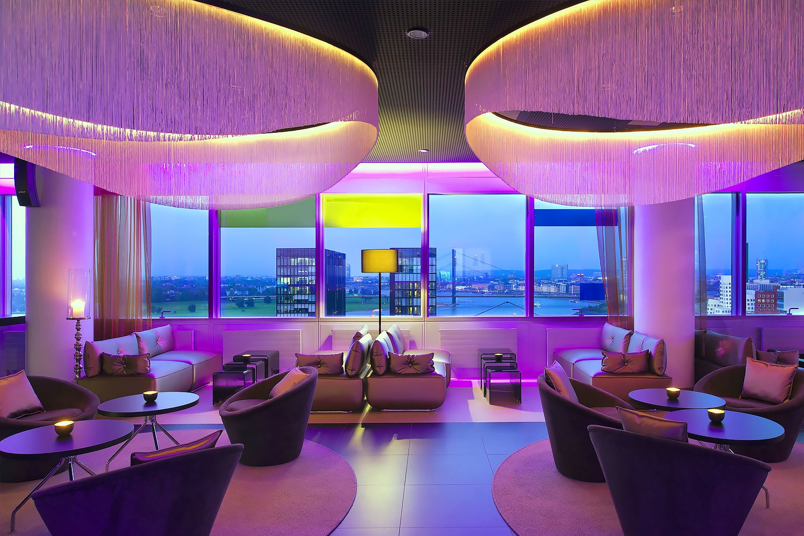 the view skylounge & bar