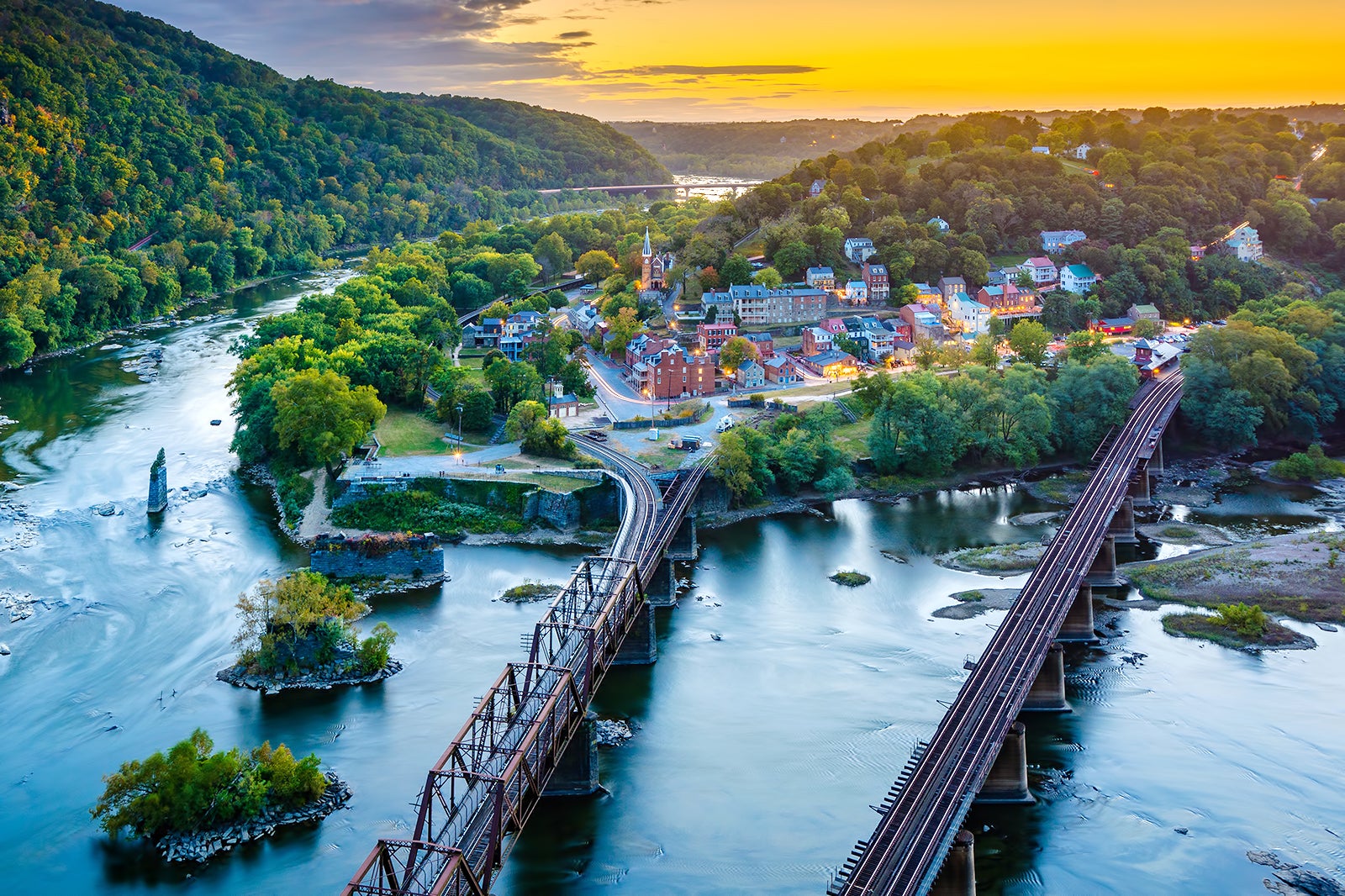 travel destinations in west virginia