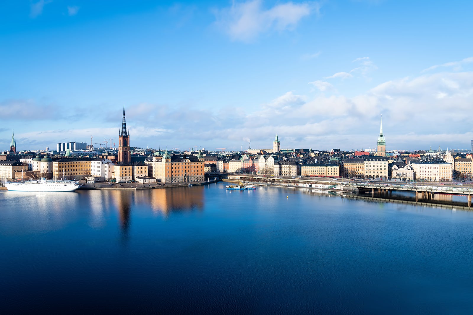 skinnarviksberget-i-stockholm-vackra-stadsvyer-fr-n-den-h-gsta