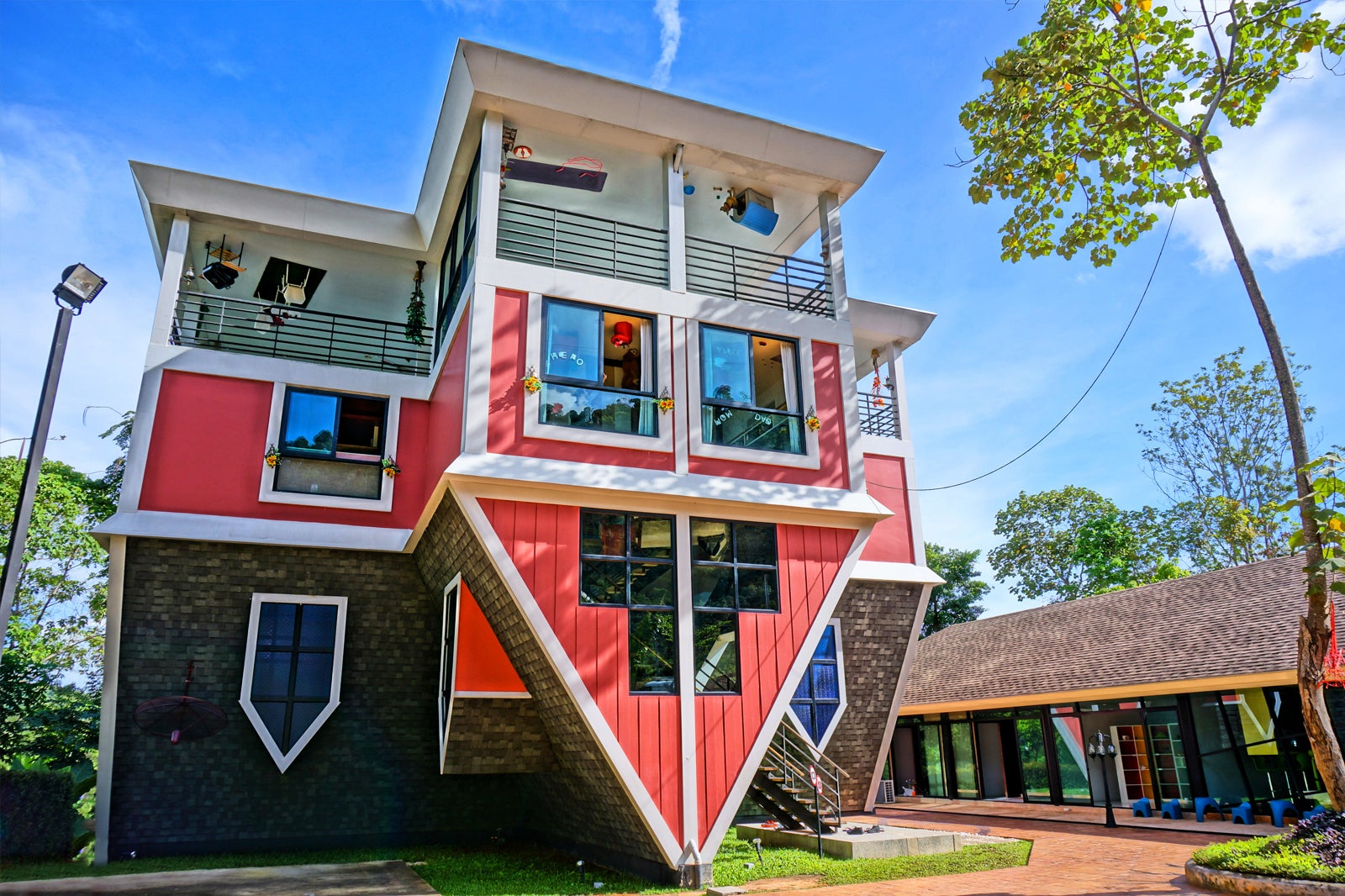 upside down house