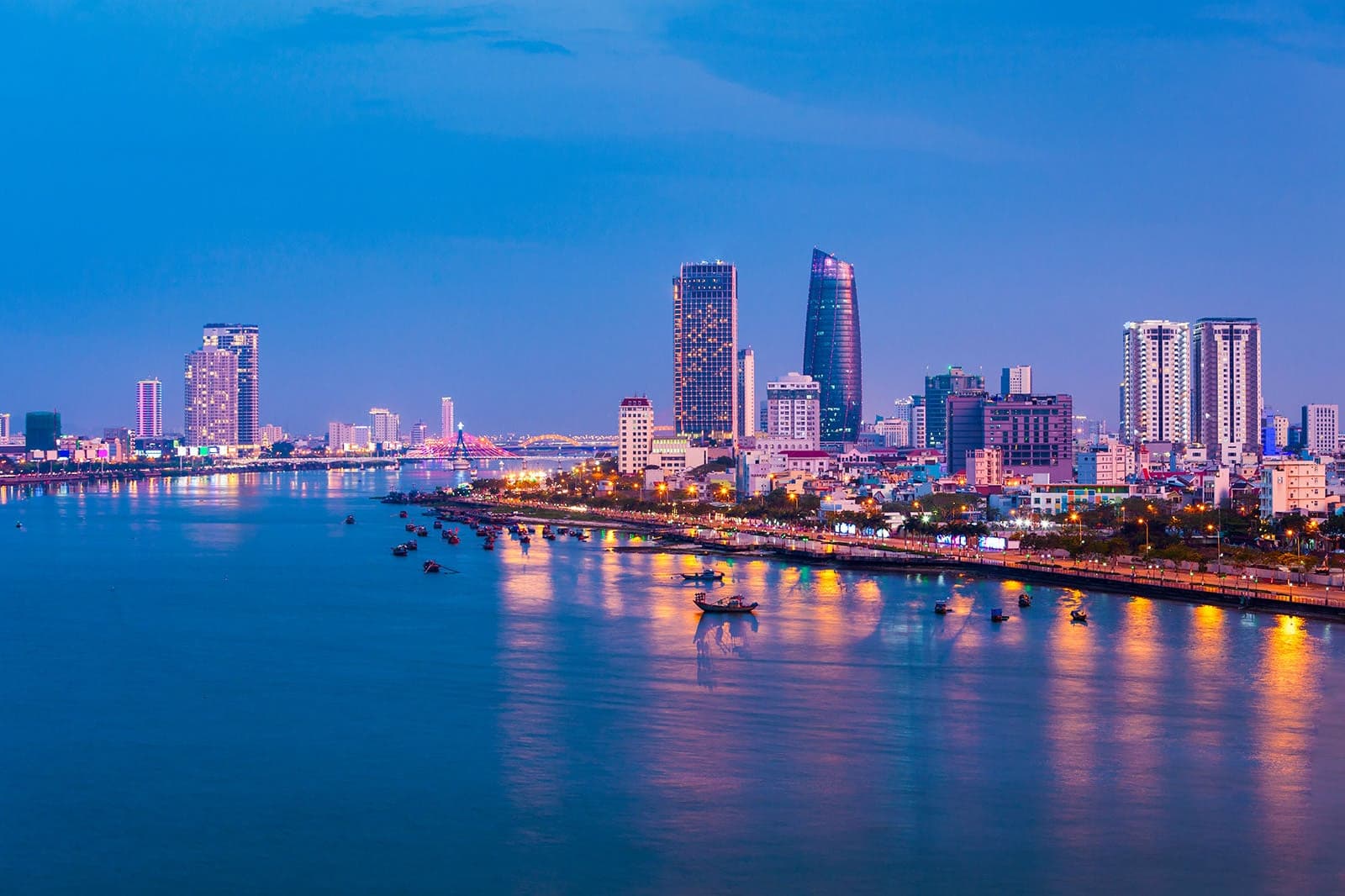 When is the Best Time to Visit Danang? An overview of monthly weather in Danang Da Nang in peak season from June to August