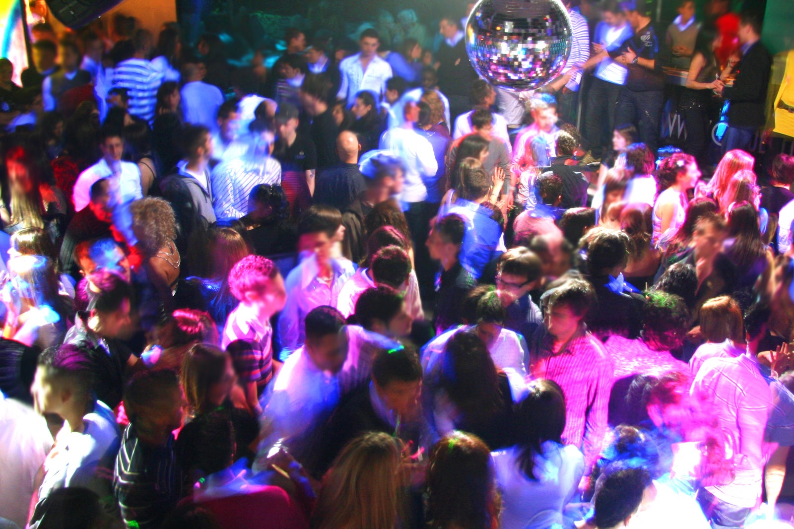 10 Best Bars, Live Music, and in Tampa Where to Party at Night in Tampa? Go Guides