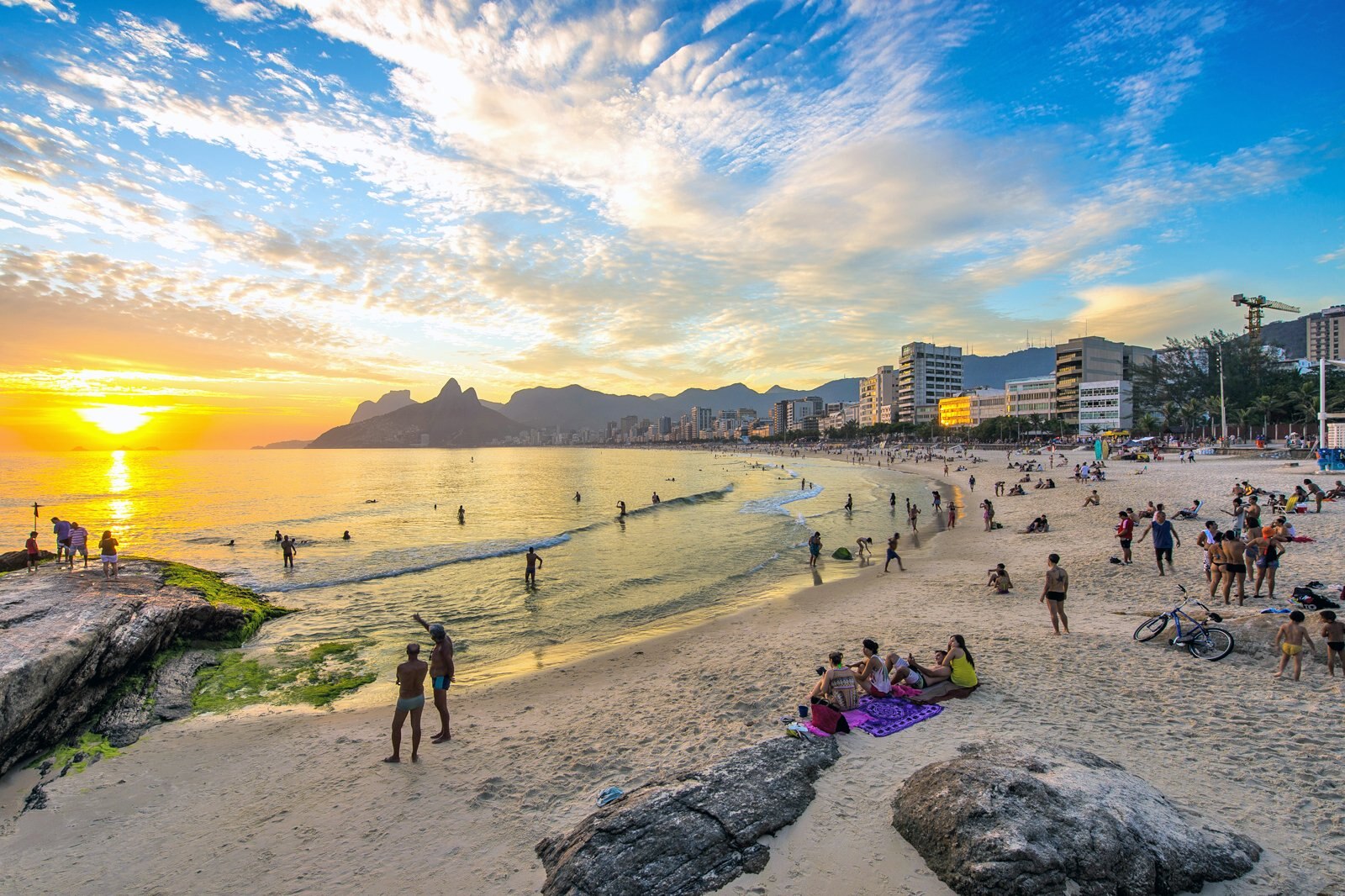 A traveller's guide to Rio de Janeiro, Rio De Janeiro - Times of