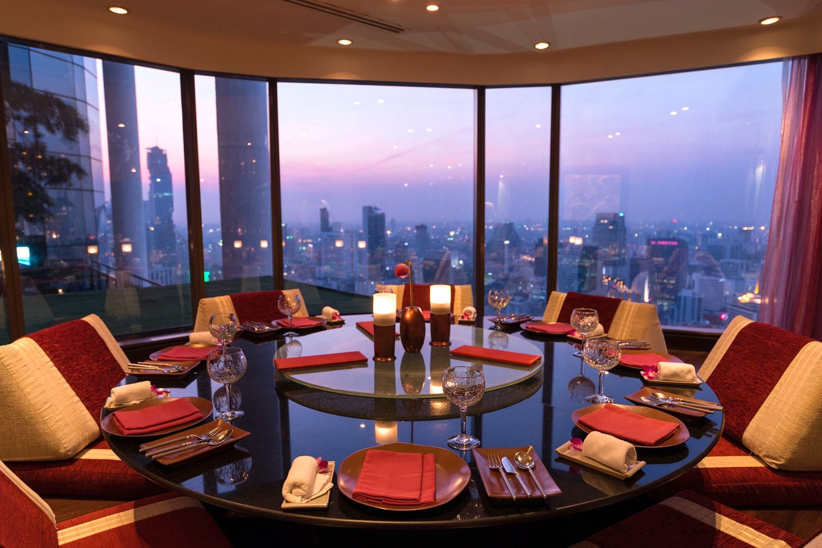 top-10-thaifood-restaurants-bangkok-saffron-at-banyan-tree