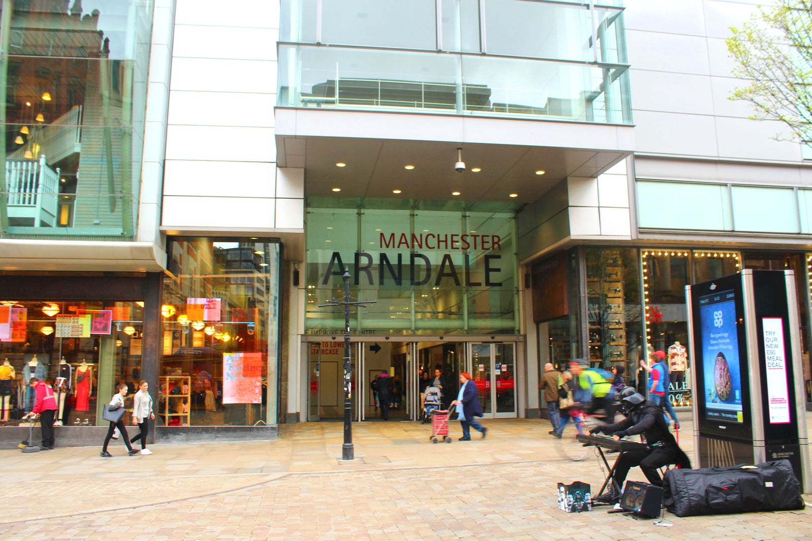 Manchester Arndale Visit One Of The Largest Shopping Centres In The   4f4ab25e Debb 48ad A33a 71b7a6530820 