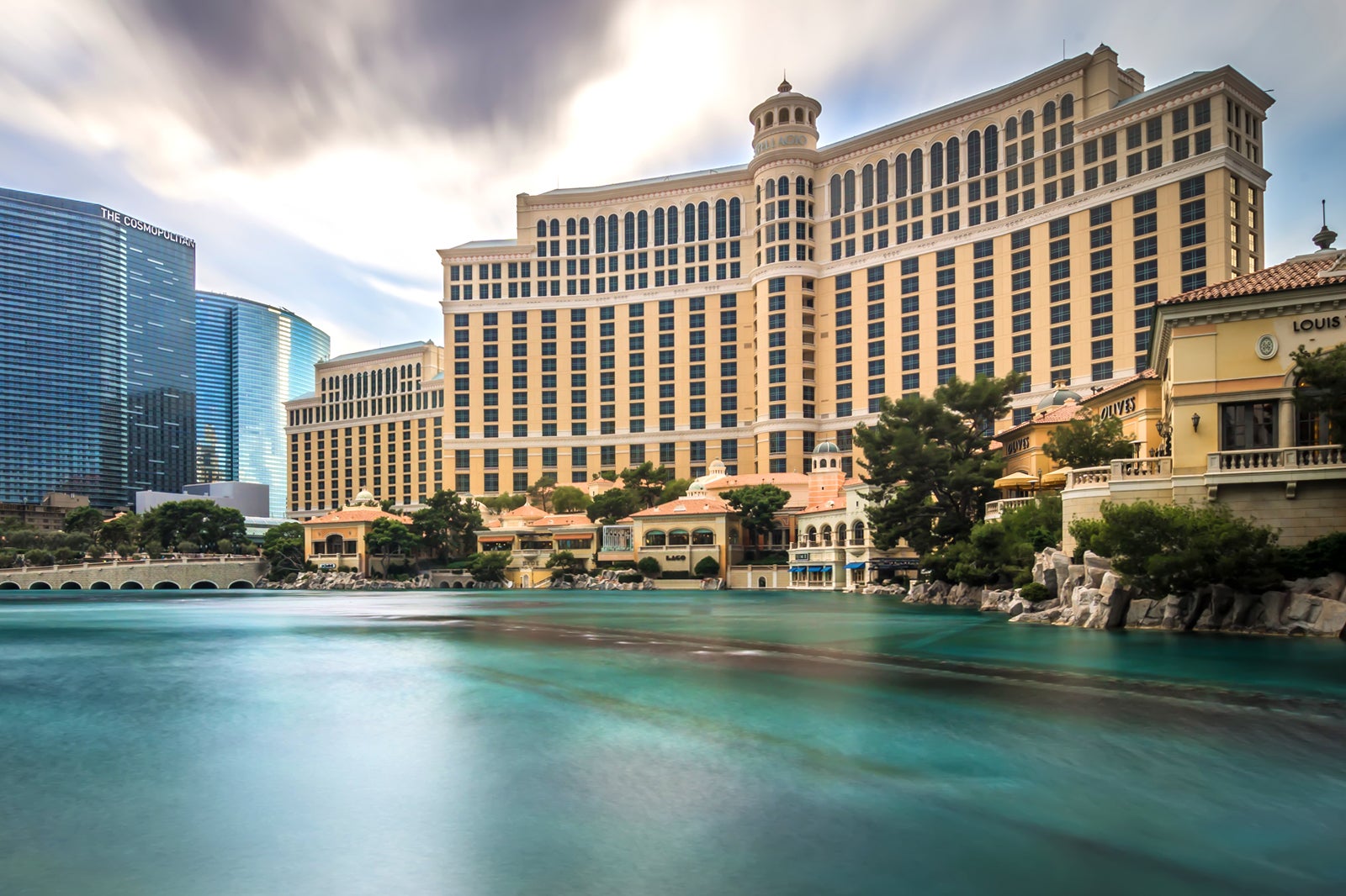 Bellagio Hotel and Casino in Las Vegas - An Elegant Italian-Inspired Casino  Hotel on the Strip – Go Guides