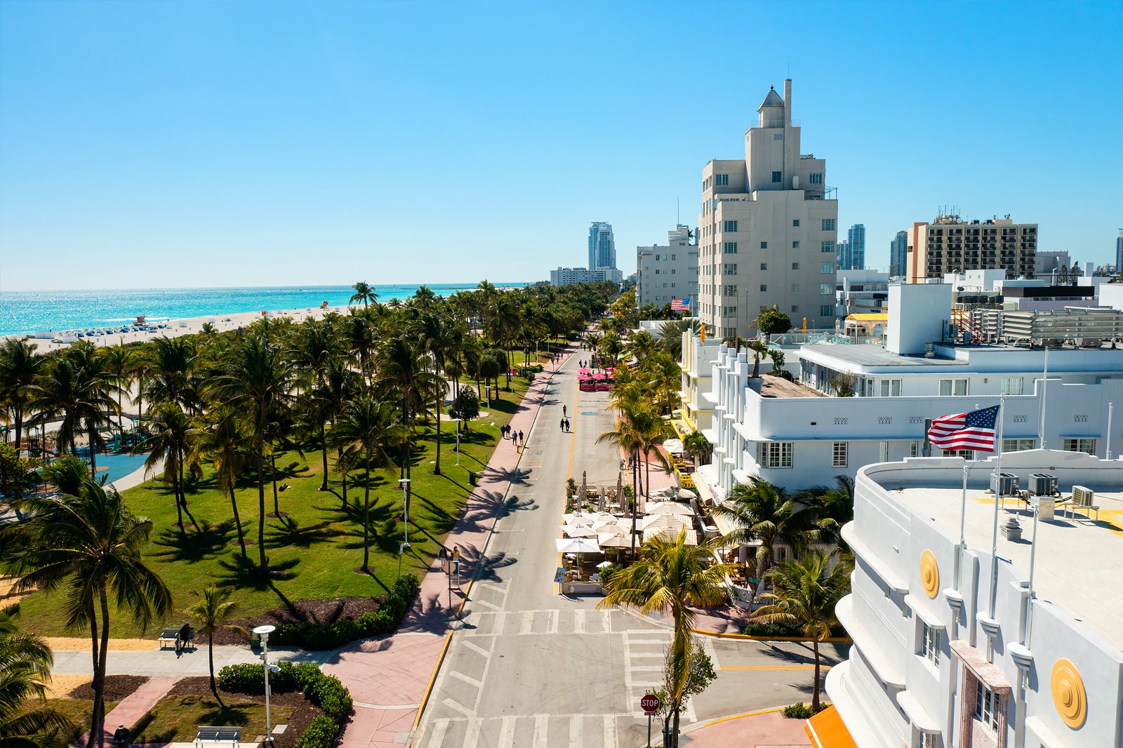 Ocean Drive In Miami Miamis Most Famous Beachfront Strip Go Guides 