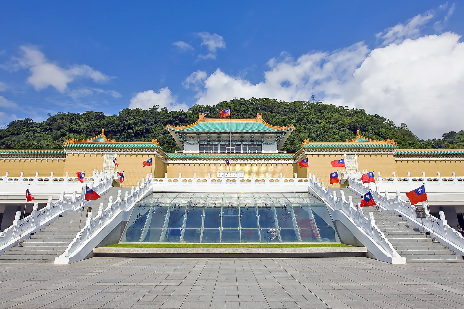 National Palace Museum Hours