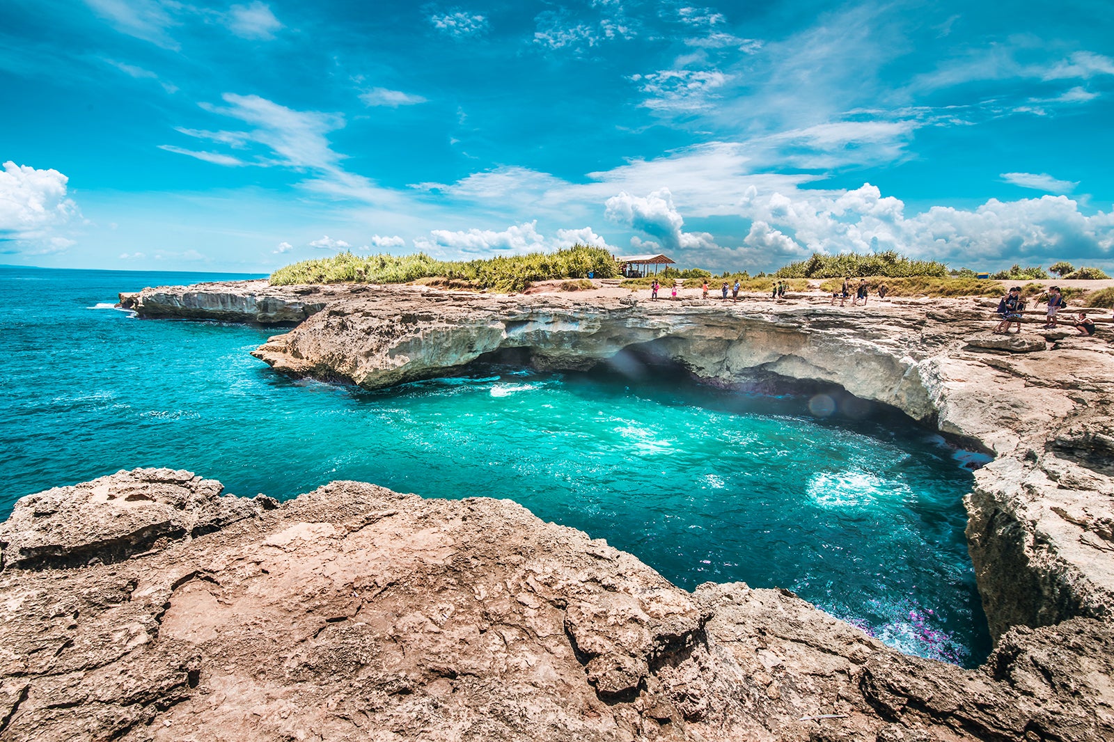 Nusa Lembongan Island, Heaven In The Southeast Bali Must Be Visited