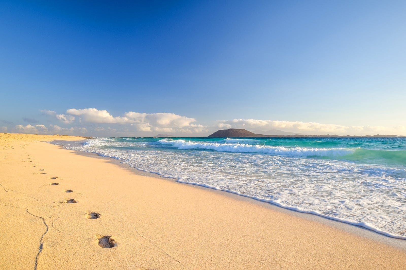 10 Best Beaches in Fuerteventura - Which Fuerteventura Beach is Right ...