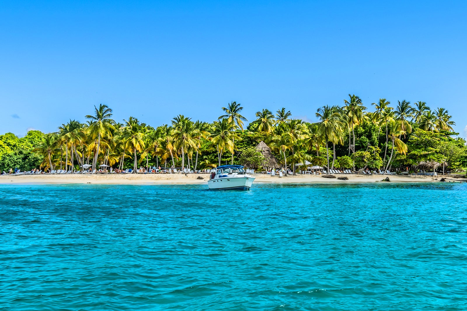 5 Best Islands Near Dominican Republic - What are the Most Beautiful ...