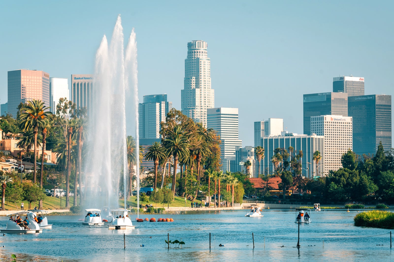 Echo Park Lake in Los Angeles - Explore an Oasis of Fountains and Palm  Trees in Los Angeles – Go Guides