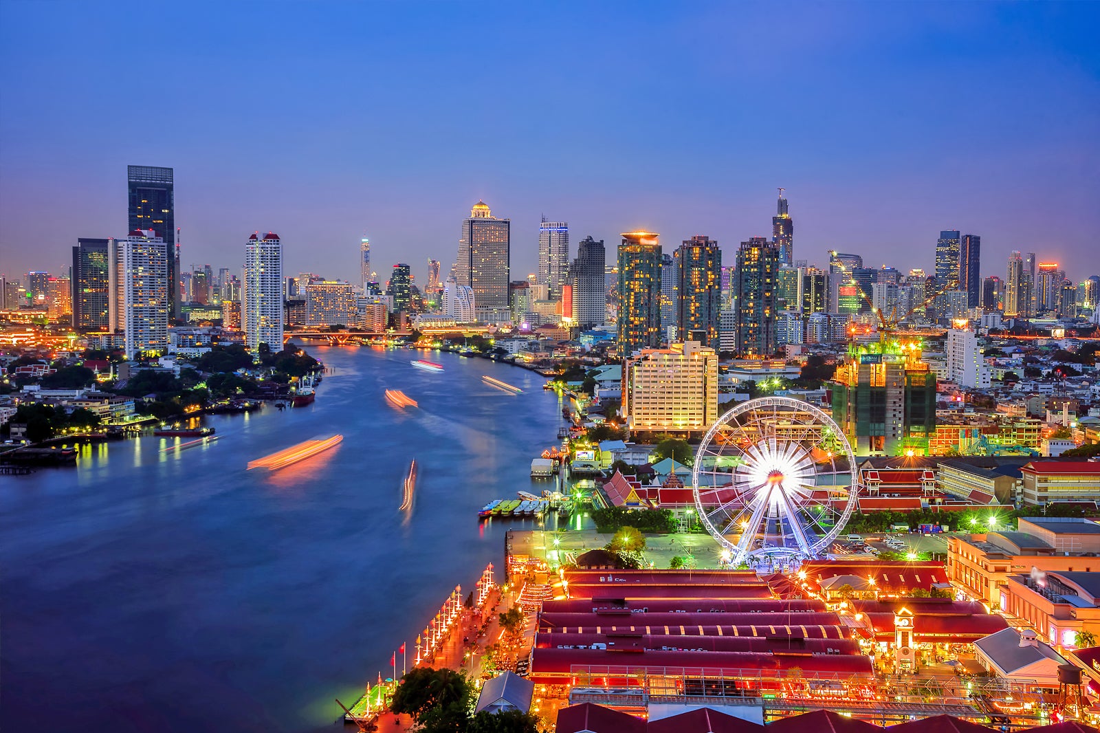 Nightlife in Bangkok Riverside Bangkok Riverside travel guide Go Guides