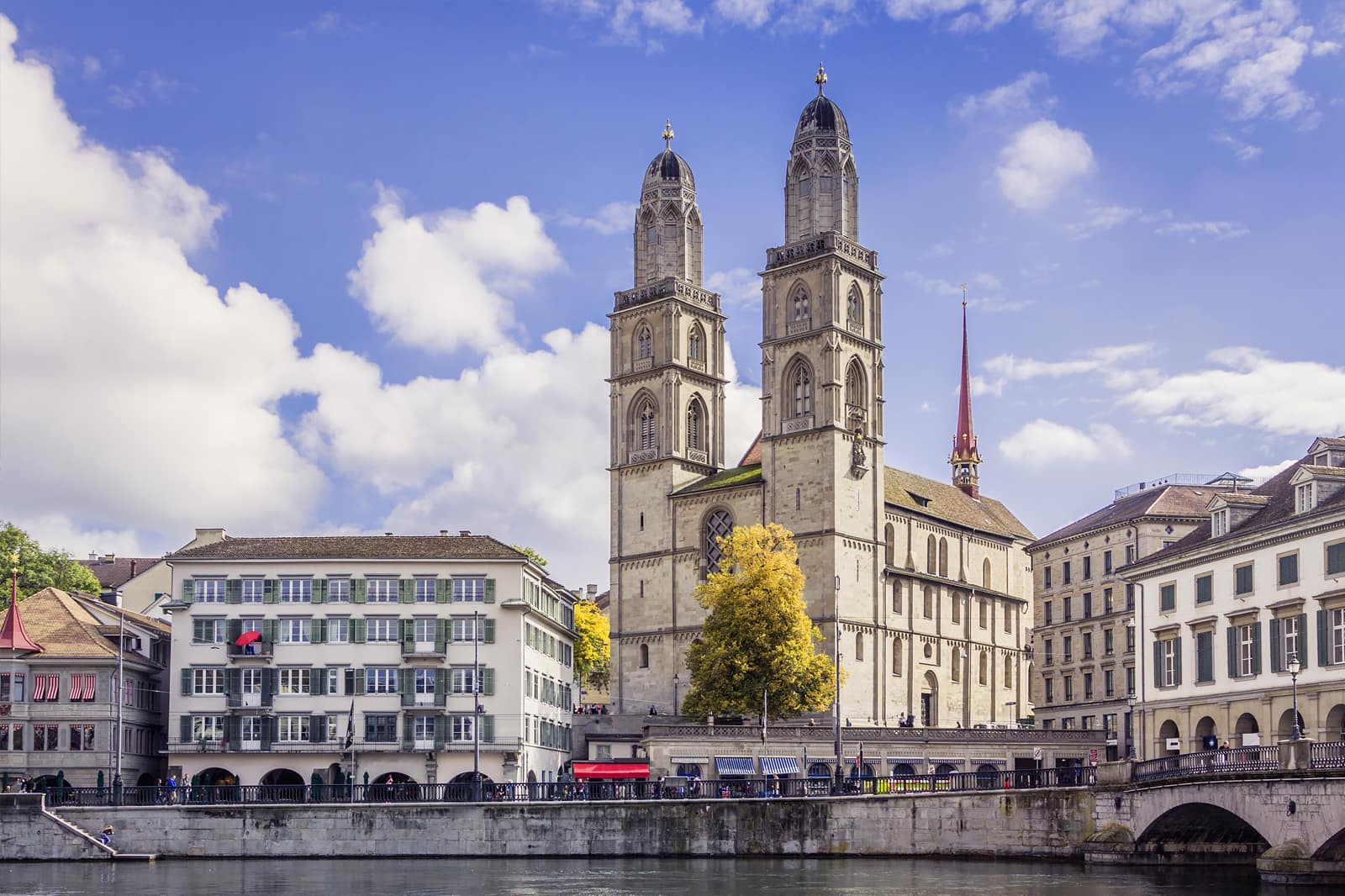 10 cose da fare a Zurigo in un giorno Per cosa è famosa Zurigo? Go