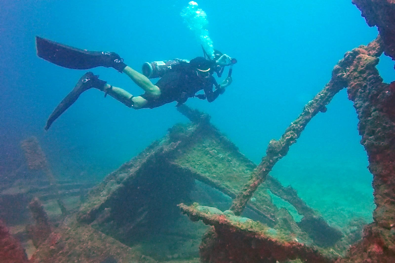 The Shipwrecks of Coron Bay - Snorkelling and Diving Site in Palawan ...