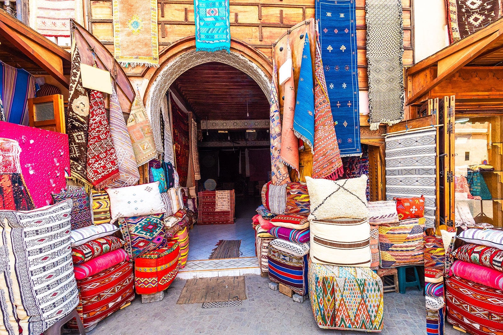Photo Souk 10 Best Places to Go Shopping in Marrakech - Where to Shop in Marrakech ...