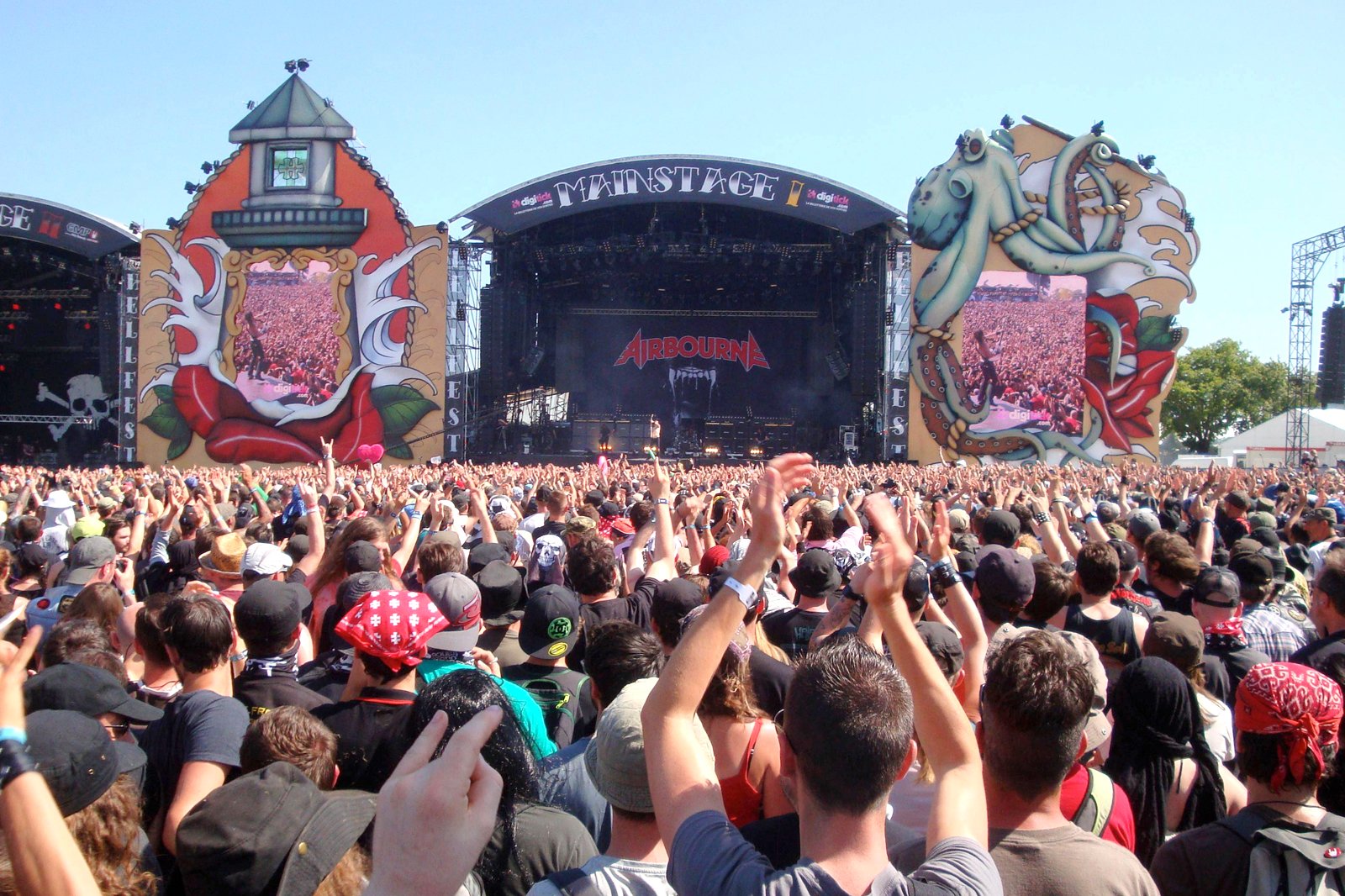 10 Best Music Festivals in Europe - The Ultimate Guide to Europe's Music  Festivals – Go Guides