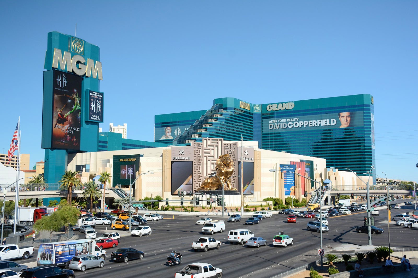 MGM Grand in Las Vegas - One of the Biggest Hotels and Gaming