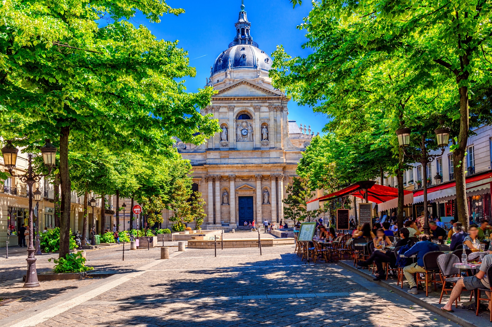 Outlets y liquidaciones de stocks París • Paris je t'aime - Oficina de  Turismo