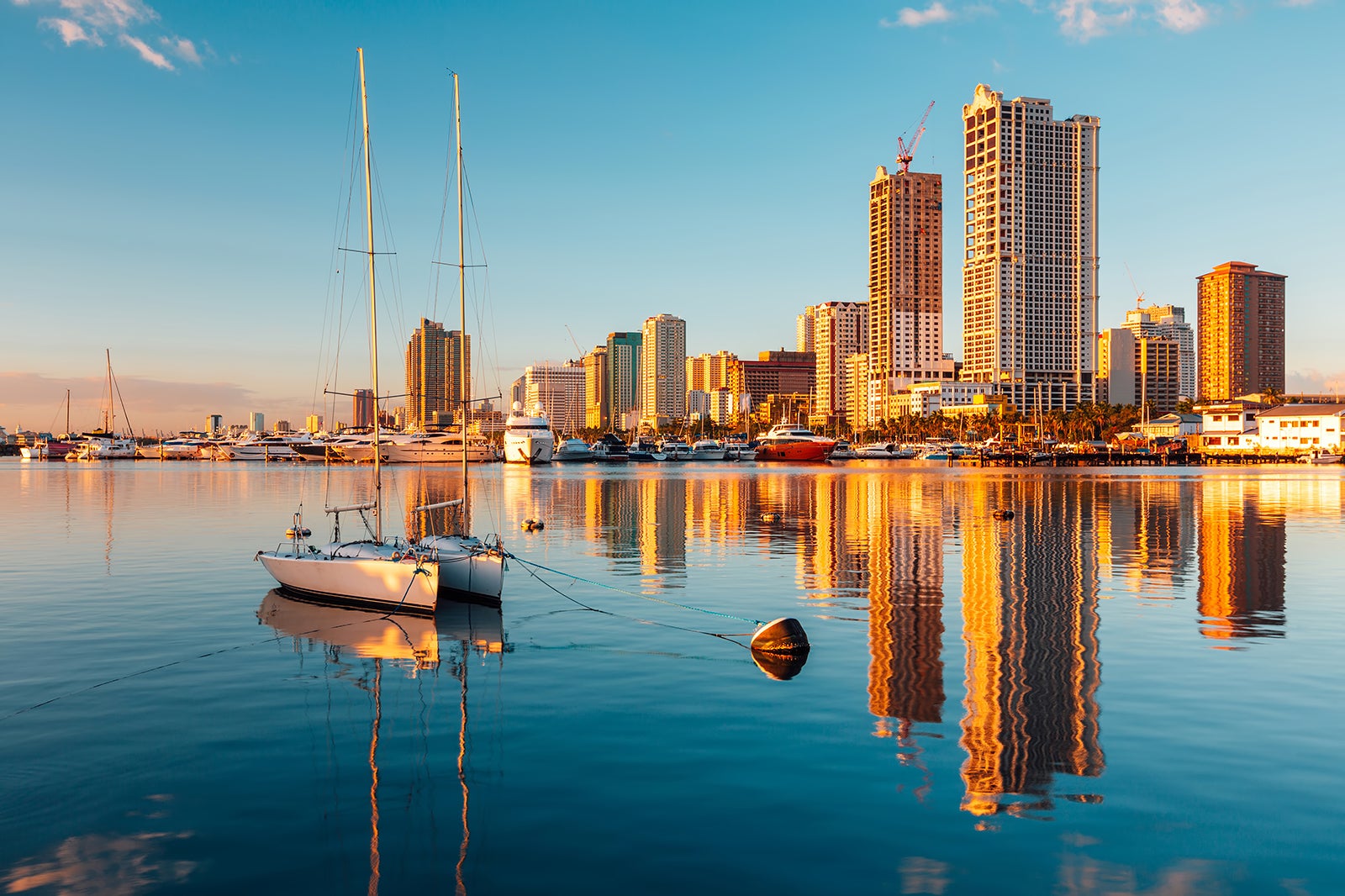 Manila Baywalk - A Fun Sunset Spot in Manila - Go Guides