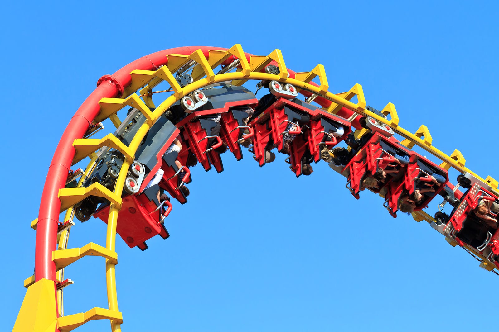 Hotel with outdoor roller coaster